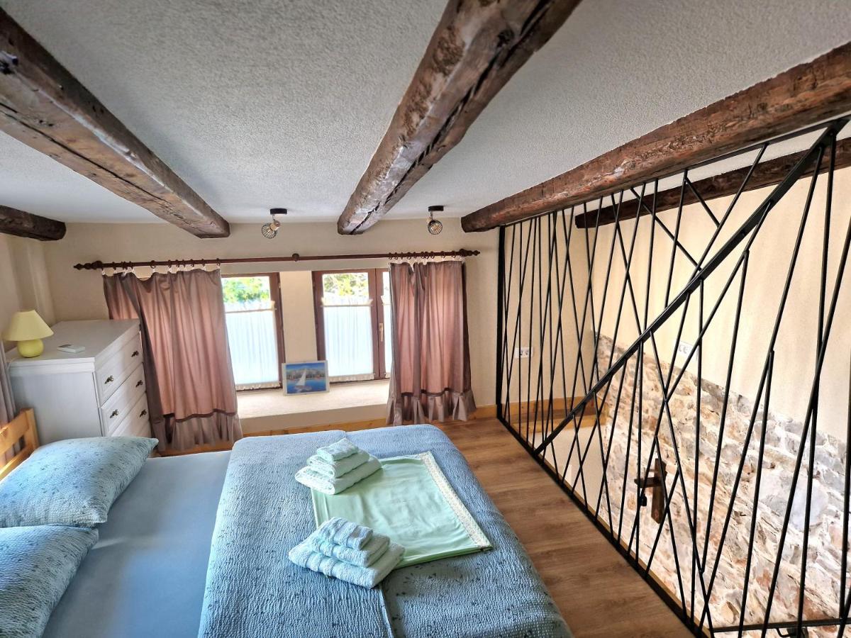 Apartments Sena プーラ エクステリア 写真